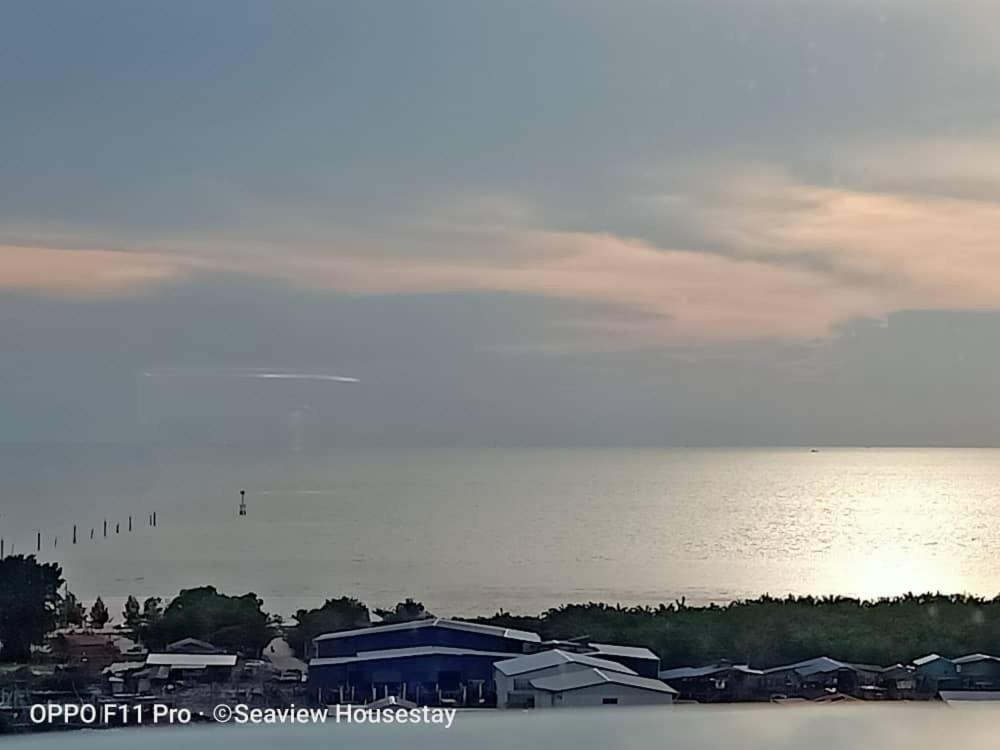 Sekinchan Seaview Homestay L143 High View Exterior photo